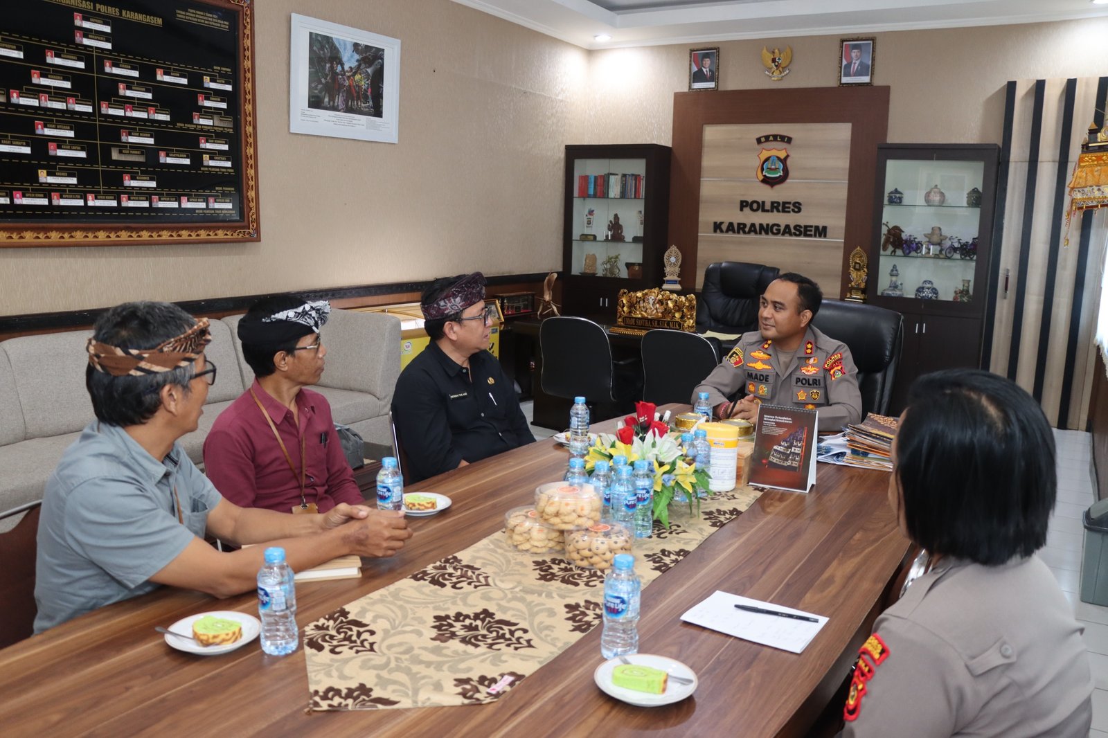 KAPOLRES KARANGASEM TERIMA AUDIENSI BPS, SIAP KAWAL SENSUS EKONOMI LIBATKAN 500 PETUGAS