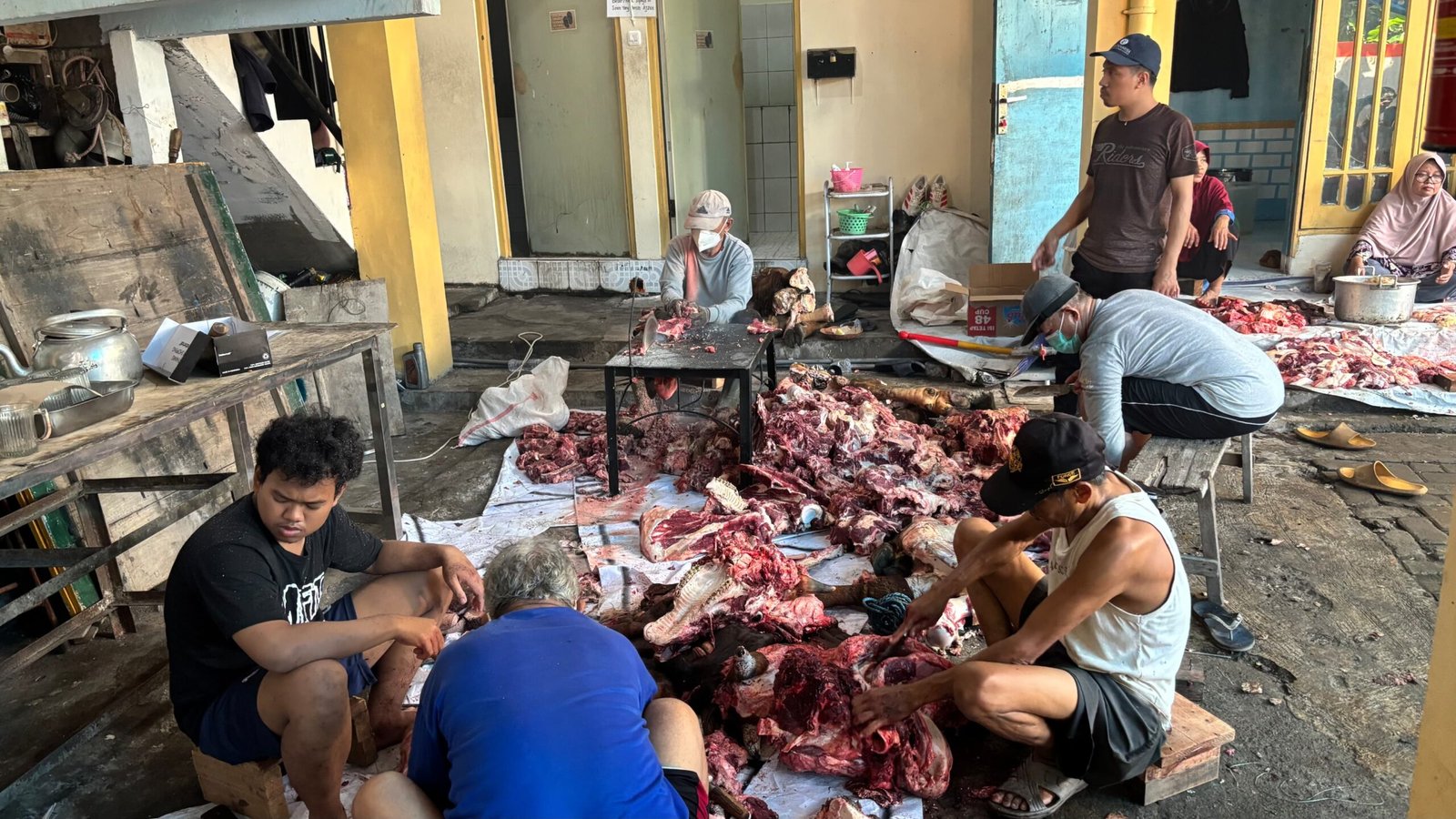 Semangat Berkurban Tetap Tinggi, LDII Rungkut Kidul Sembelih 5 Sapi dan 2 Kambing Sambut Idul Adha