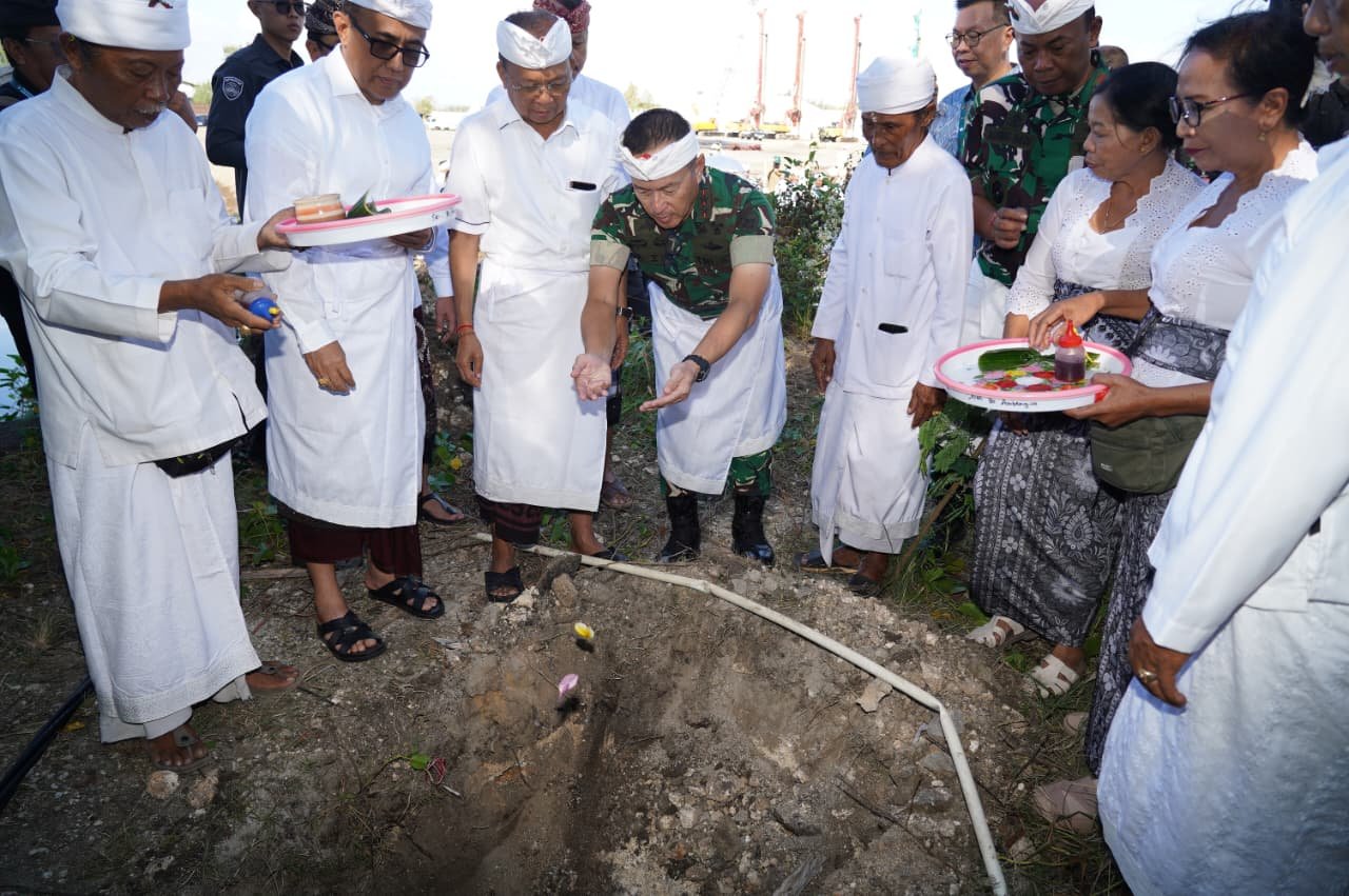 Pangdam IX/Udayana Hadiri Peresmian Pembangunan PSEL Denpasar Raya, Dukung Program Strategis Nasional
