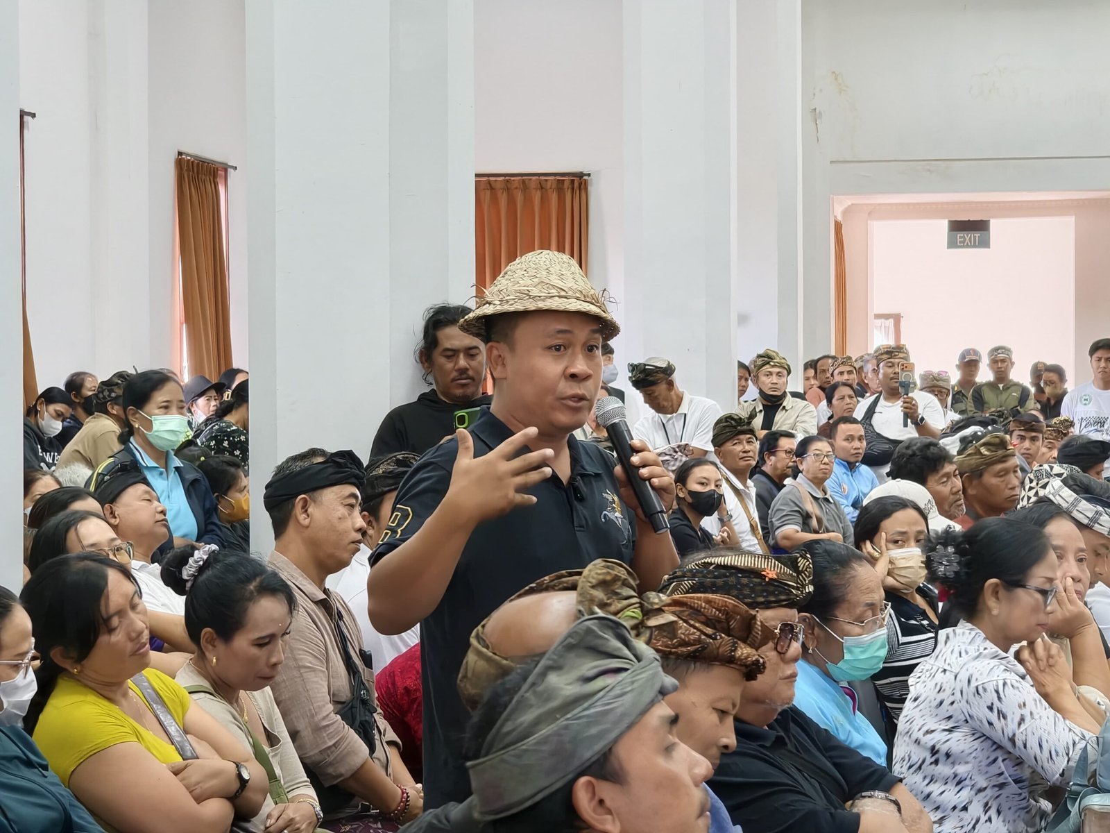 Nasabah Tagih Dana Rp 109 Miliar, Minta Pengurus LPD Bedulu Diganti dan Audit Terbuka