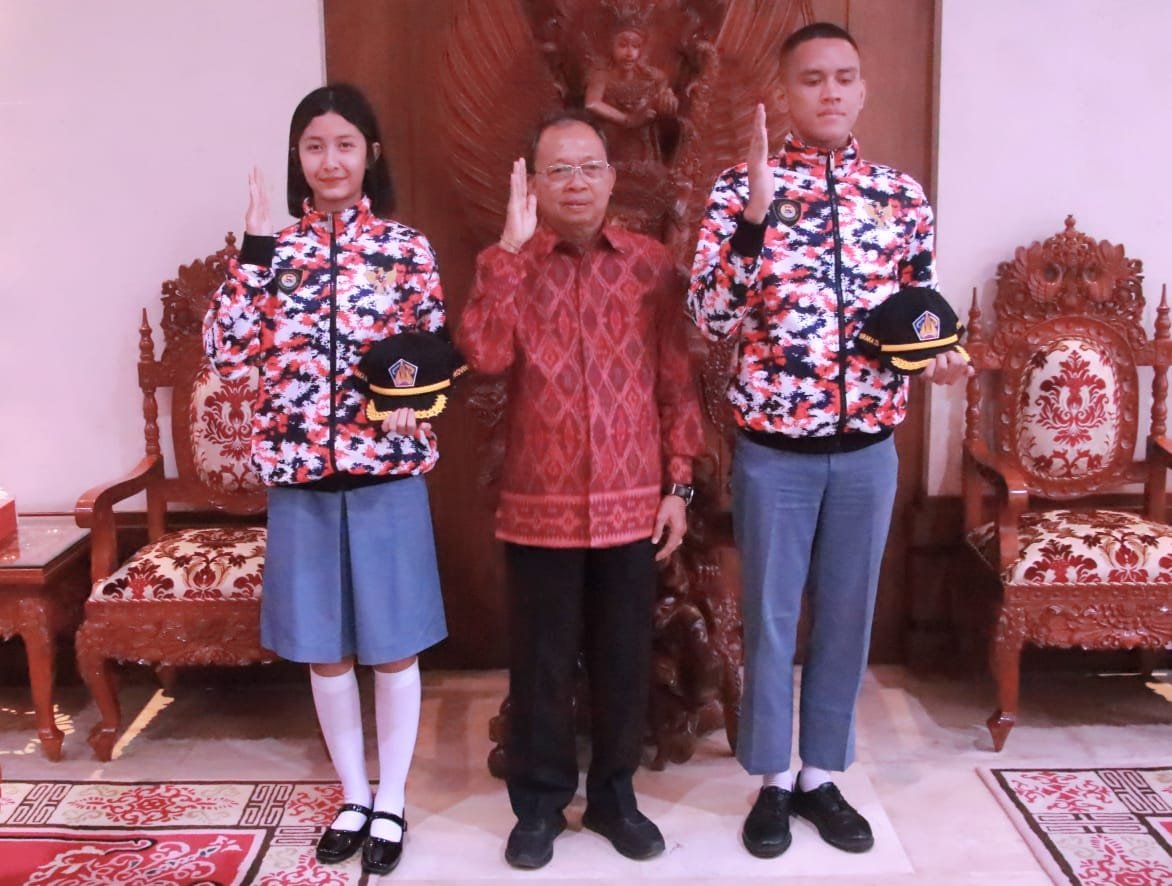 Dua Pelajar Bali Lolos Paskibraka Nasional 2026, Gubernur Koster Jamin Penuh Biaya Pendampingan Keluarga