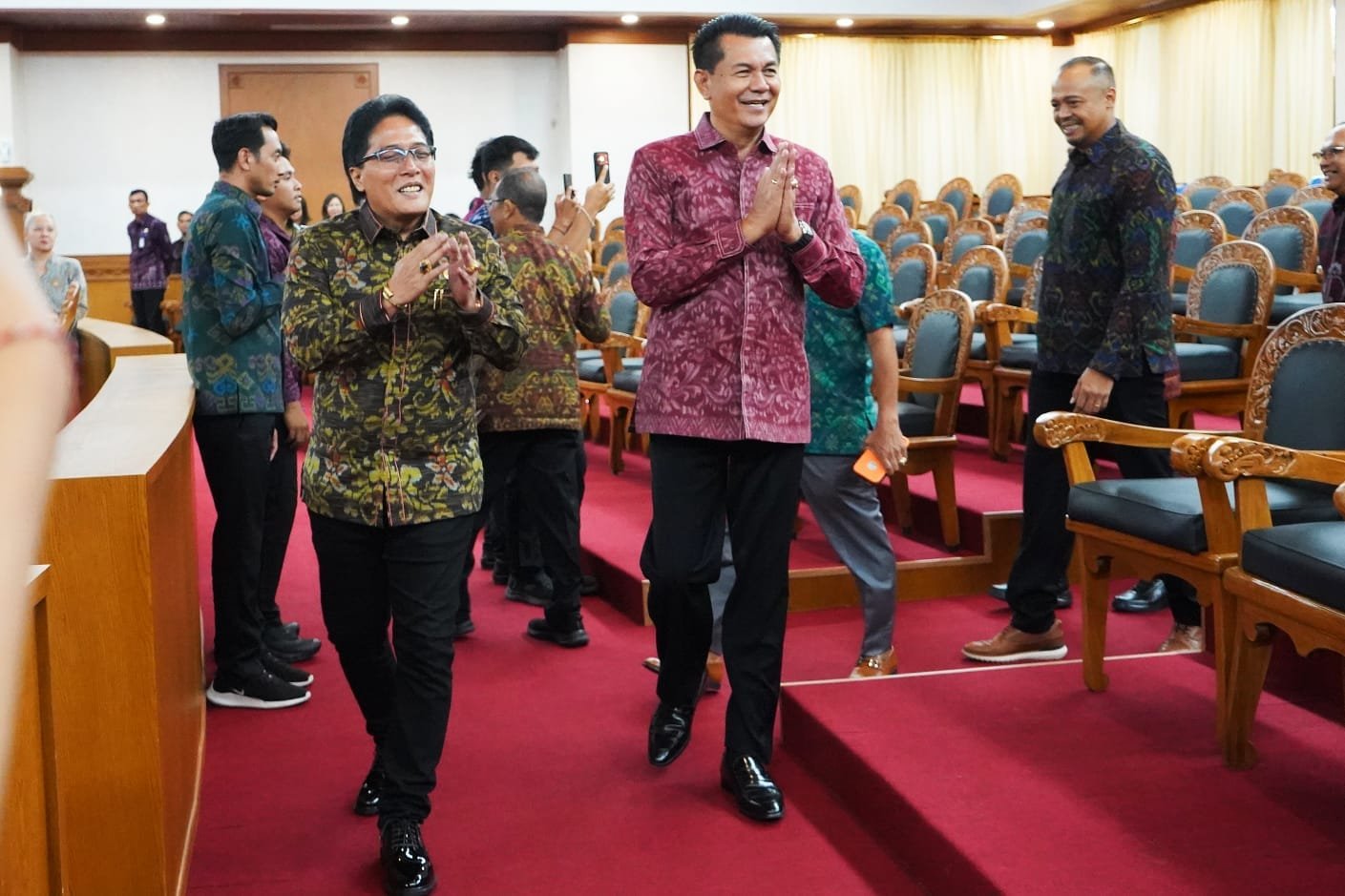 DPRD Bali Setujui Raperda Pertanggungjawaban APBD 2025, Wagub Giri Prasta Tegaskan Komitmen Kesejahteraan Rakyat