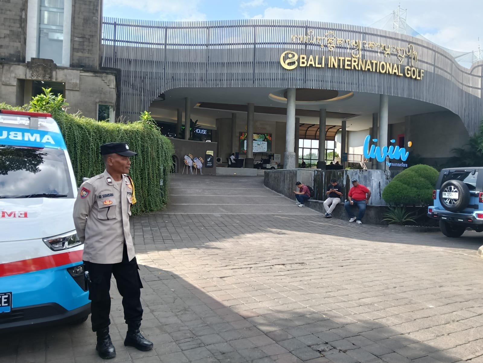 Bhabinkamtibmas Kesiman Kertalangu Amankan Turnamen Golf HUT ke-6 Bali International Golf