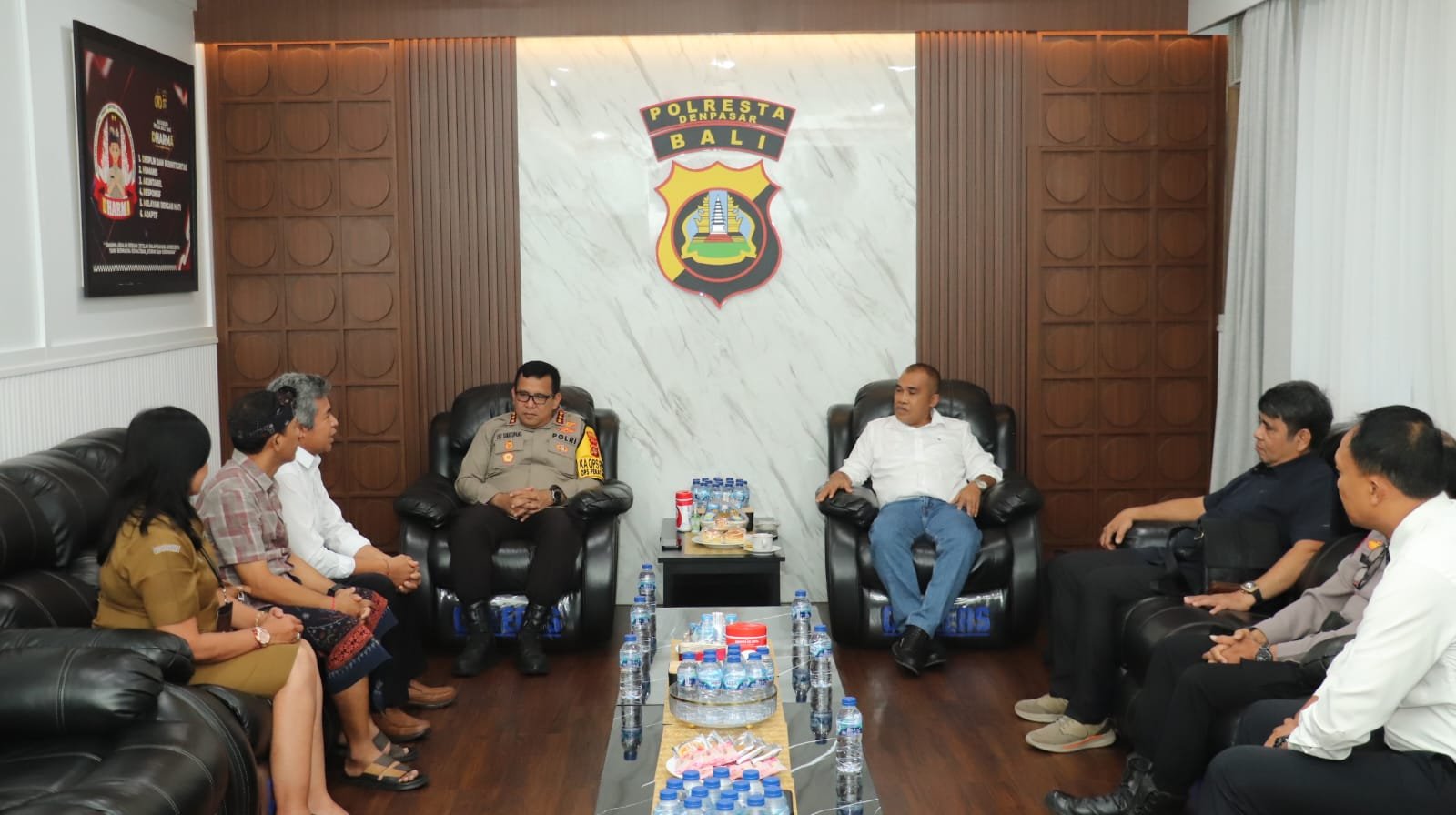 Perkuat Sinergi Lintas Instansi Tangani Rabies, Kapolresta Denpasar Terima Audiensi PDHI Bali