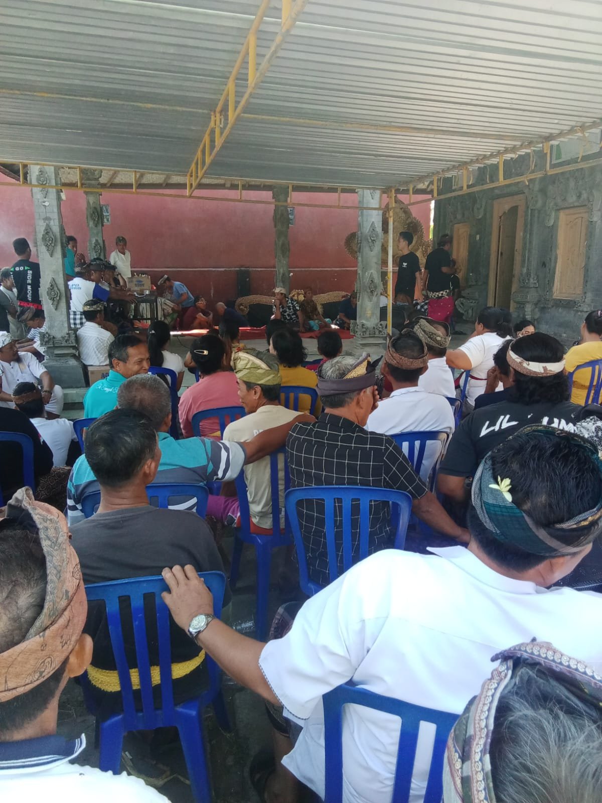 Perarem Pemilihan Bendesa Adat Pejarakan Berjalan Ramai dan Kondusif