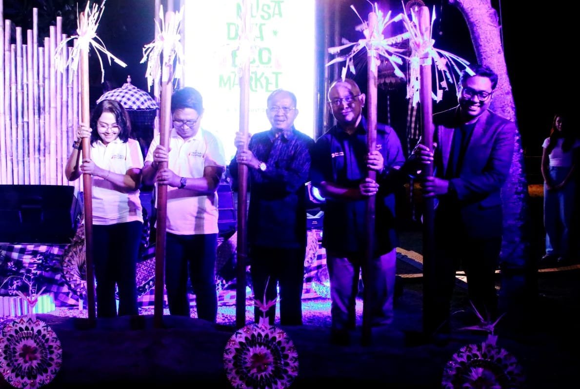 Gubernur Koster Minta UMKM Nusa Dua Eco Market Jangan Pulang Bawa Sisa Dagangan: Penyelenggara Wajib Beli dan Bagikan