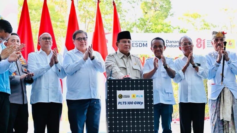 Gubernur Koster dan PLN Teken Kesepakatan Percepatan Energi Terbarukan di Bali