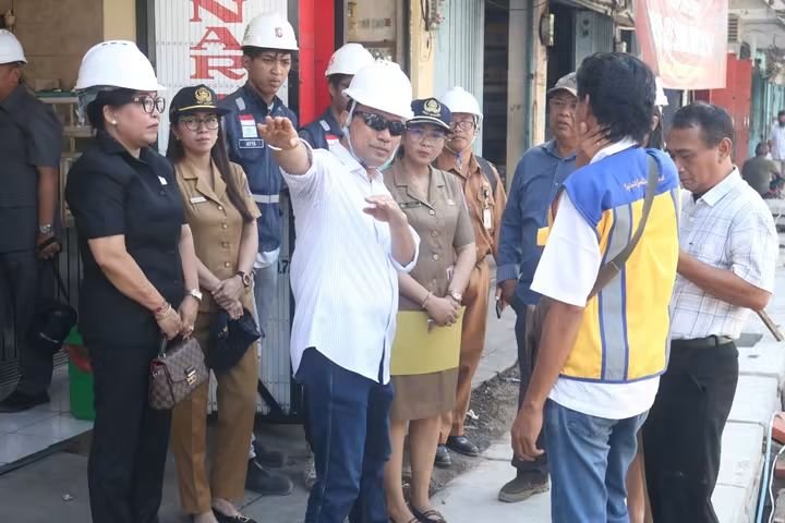 Komisi I dan II DPRD Buleleng Tinjau Proyek Drainase Jalan Diponegoro, Tekankan Kualitas dan Ketepatan Waktu