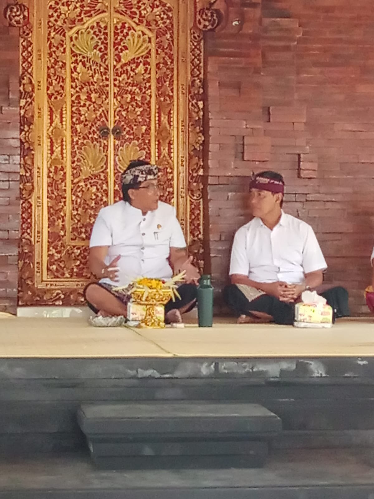 Wakil Gubernur Bali Hadiri Upacara Adat Pediksan Jro Mangku Nengah Buda Arsana di Sanggalangit