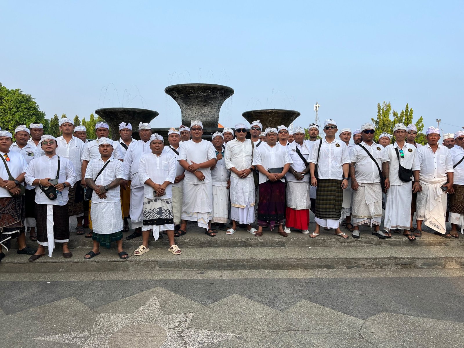 HUT ke-25 Laskar Bali Shanti di Besakih, Giri Prasta Serukan Persatuan dan Lepas Ego Demi Bali Shanti